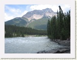 Downstream of Athabasca Falls * 2592 x 1944 * (1.46MB)
